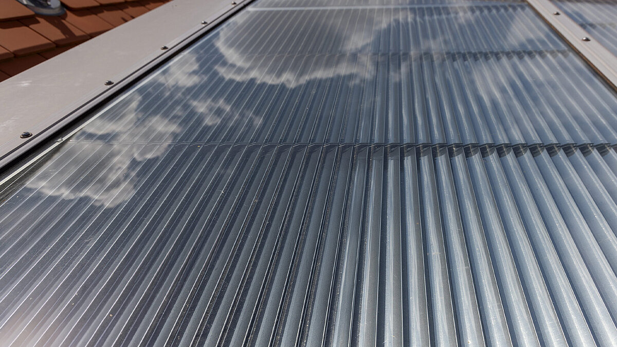 Verschattungselemente im LAMILUX Glasdach PR60