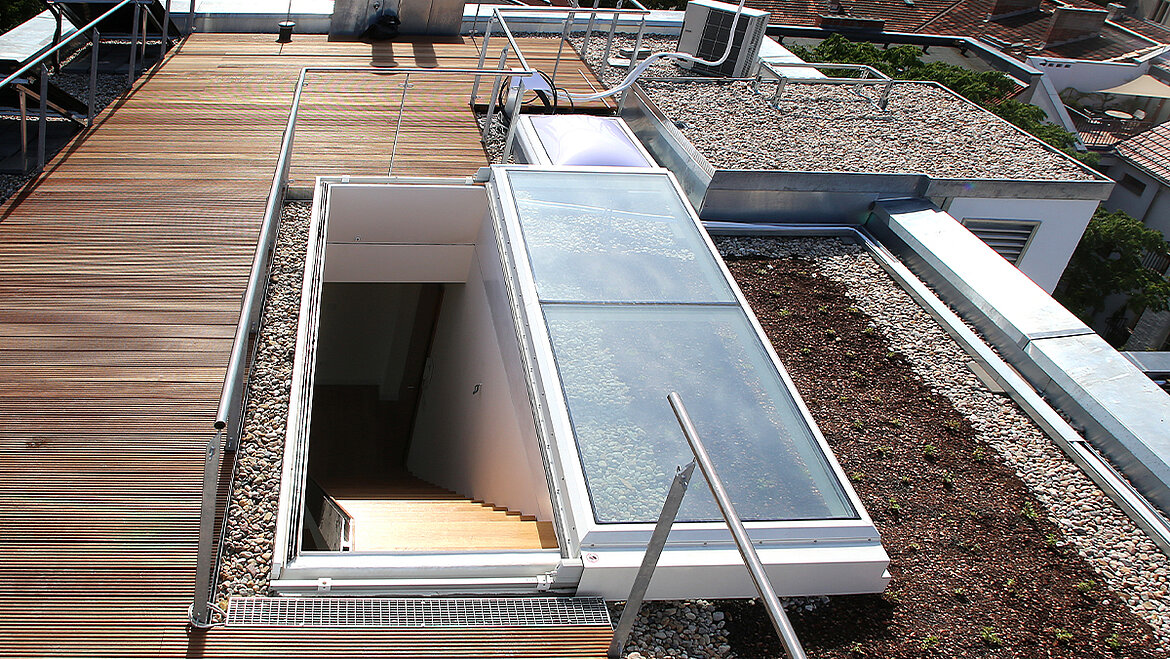 LAMILUX Flat Roof Exit Comfort Solo
