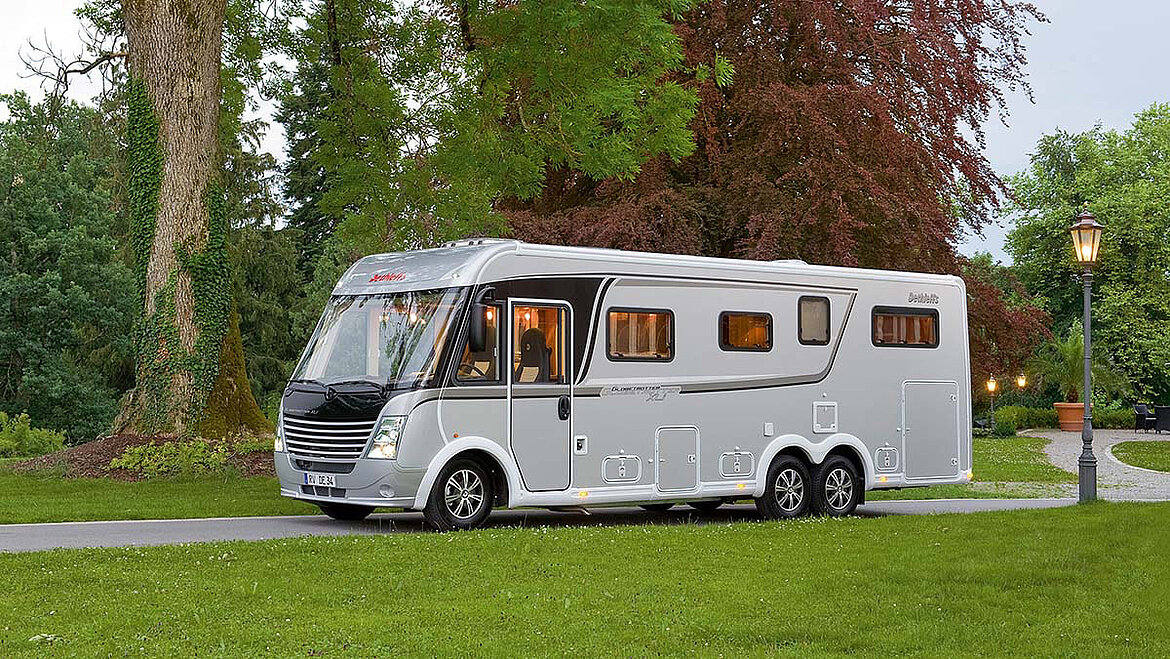 Motorhome parked | insights by LAMILUX