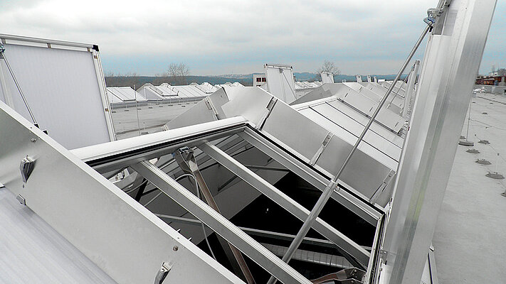 LAMILUX Continous Rooflight  S - Silon, Czech Republic