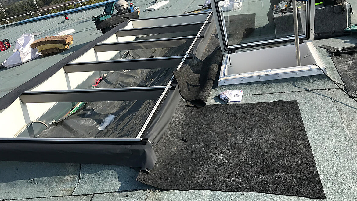 Willy-Brandt-Realschule in Herten during the installation of a Glass Roof PR60