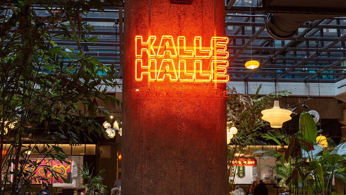 Neon sign of Kalle Halle Neukölln