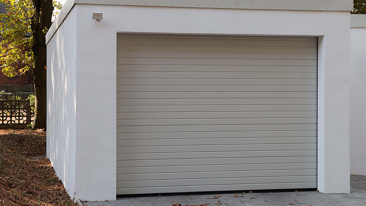 Garage for one vehicle with GRP façade as modular construction