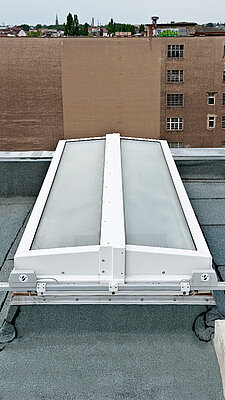 Ventana de cubierta plana con salida del techo confort duo