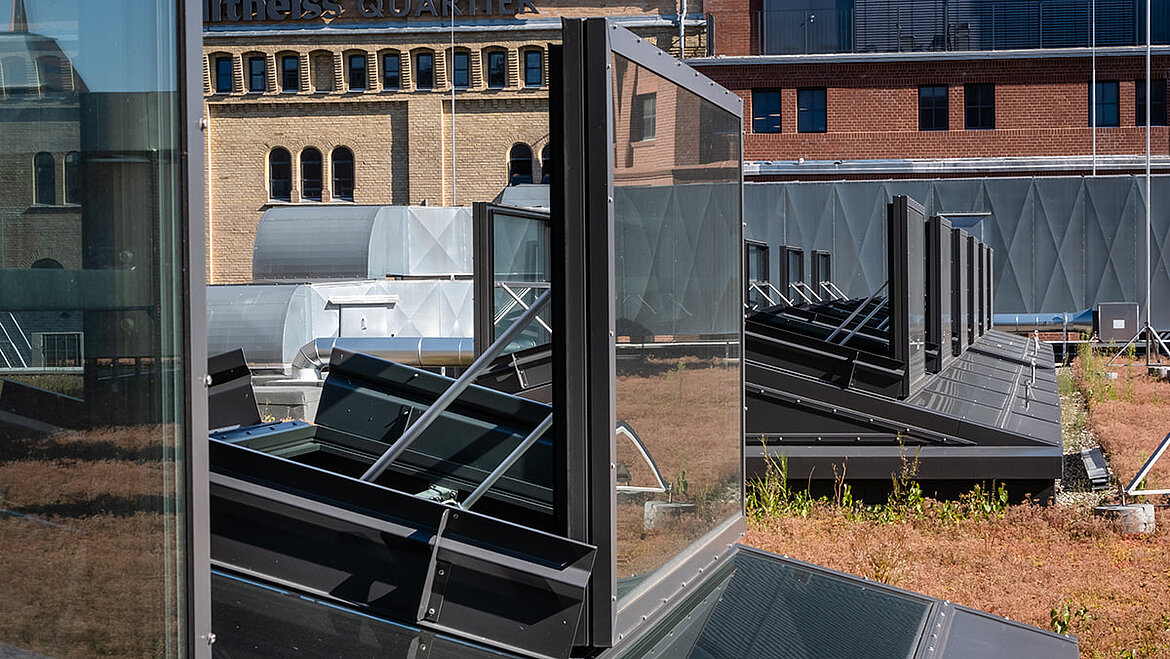 [Translate to English:] RWA im Einkaufscenter  | insights by LAMILUX