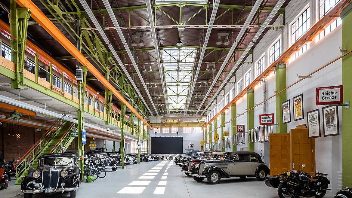 Conversion of the ‘Zündmagnet’ event hall with LAMILUX AMILUX Continuous Rooflight S