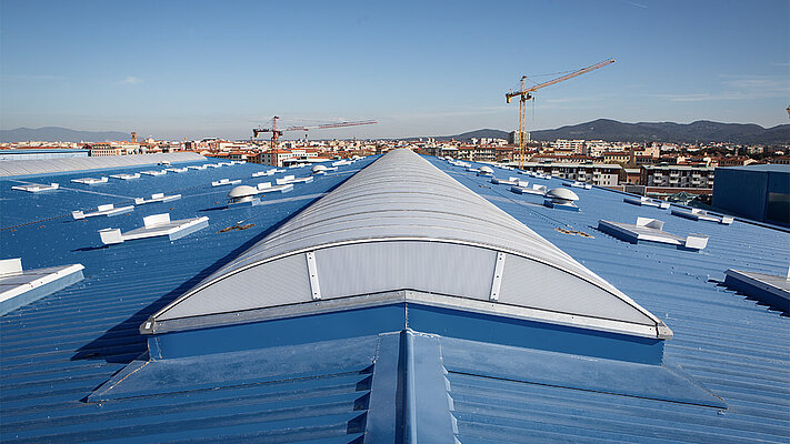 LAMILUX Continous Rooflight B - Azimut Livorno Italien