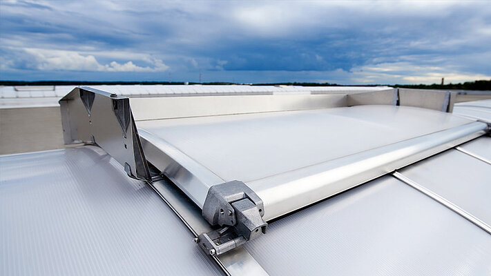 LAMILUX Continous Rooflight B - Social Media BMW Russia