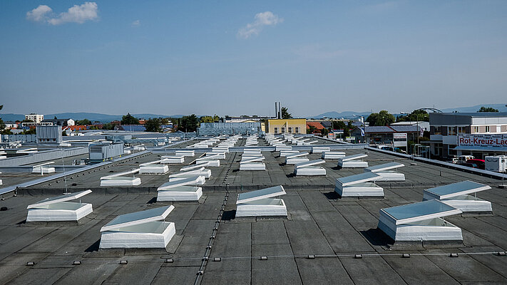 LAMILUX Glass Skylight F100 - KJF Werkstätten Straubing