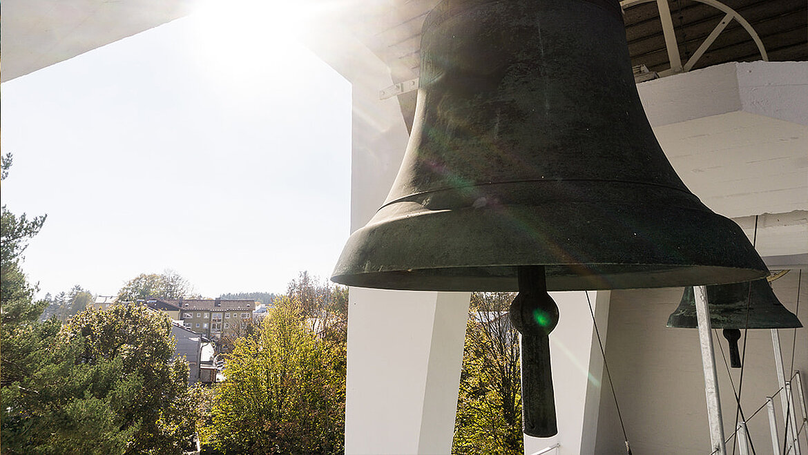 Bell of the Pauluskirche in Traunreut | insights by LAMILUX