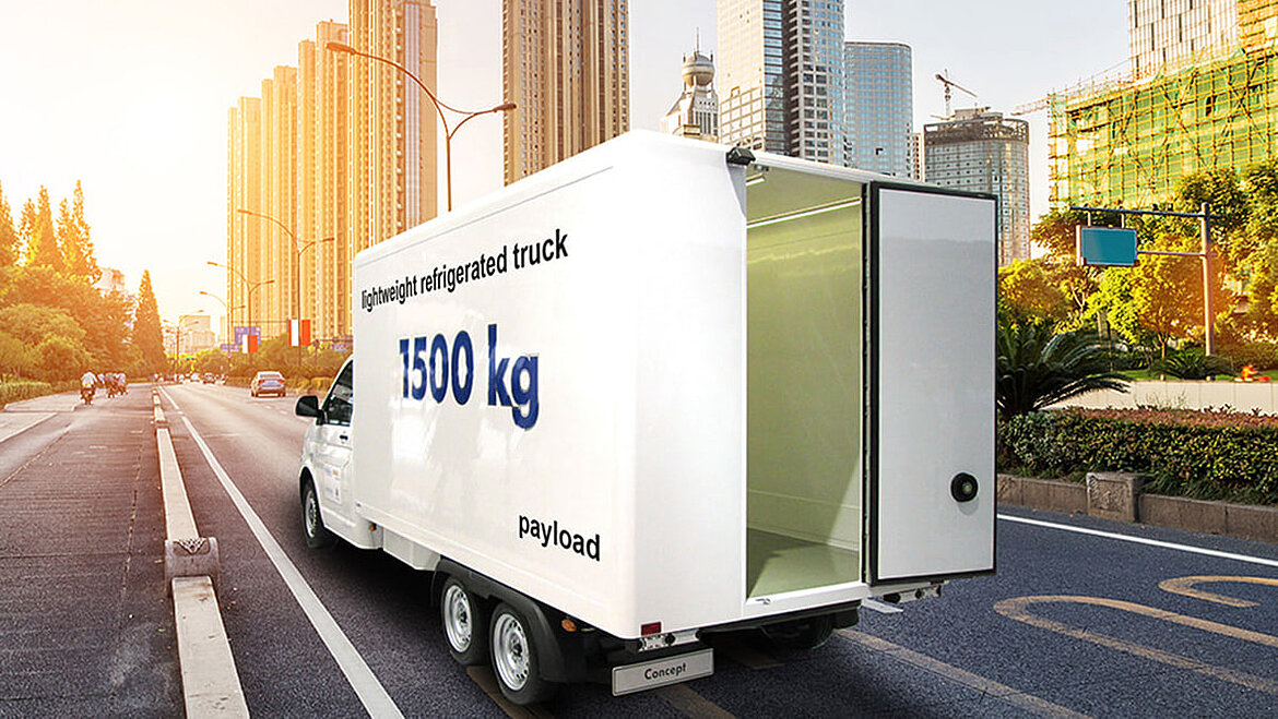 Lightweight construction thanks to GRP in the vehicle construction of a last mile transporter Lightweight construction and repair with GRP plastic sheets in vehicle construction | insights by LAMILUX