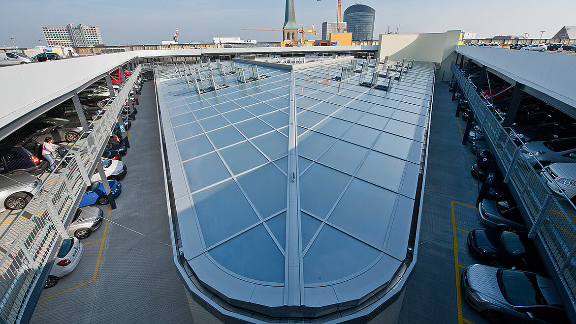 Glass Roof at Thier Gallery Dortmund Thier Gallery in Dortmund from above parking deck | insights by LAMILUX