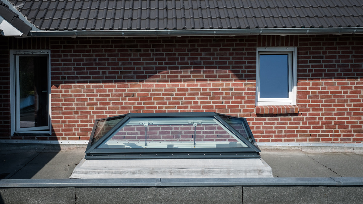 Skylight Pyramid / Hipped LAMILUX