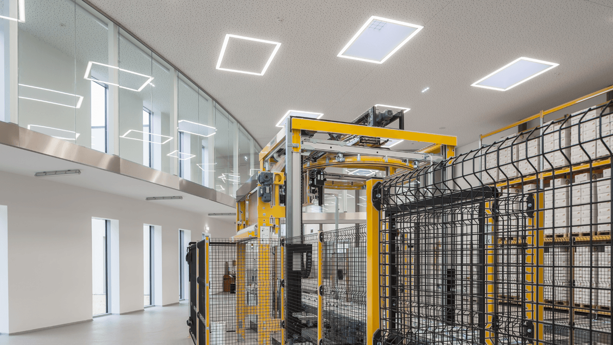 LAMILUX Glas Skylight F100 at the Industrial Building Zaltech in Moosdorf