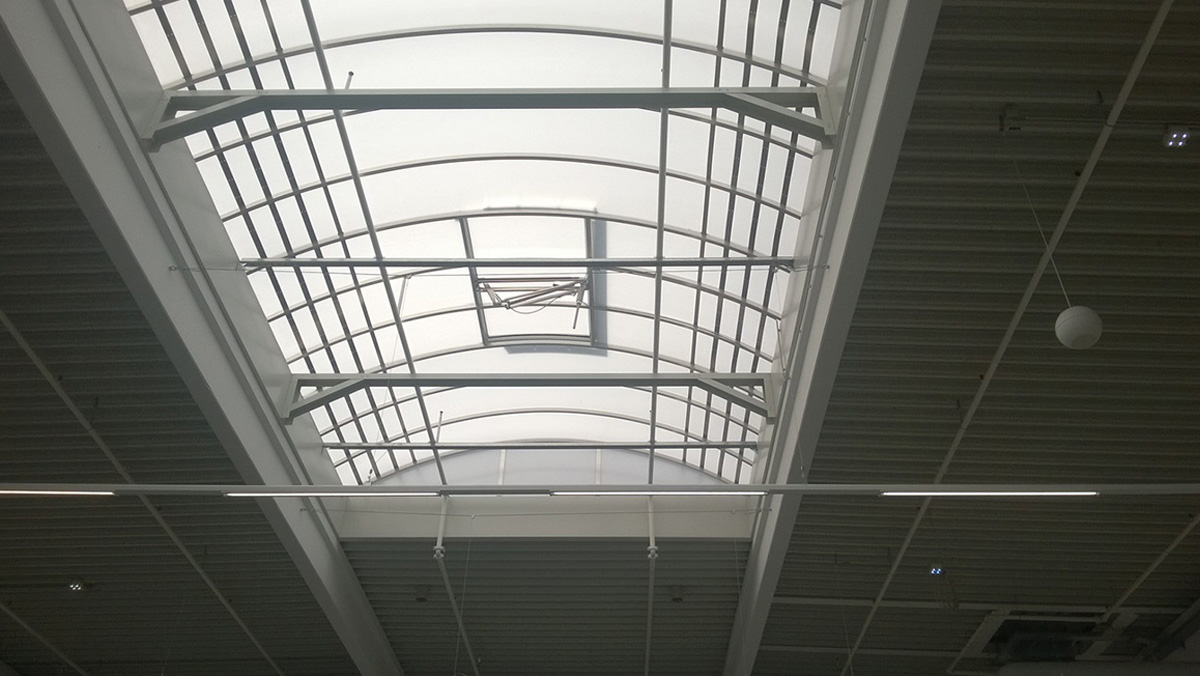 LAMILUX Continuous Rooflight B at the Toom Construction and Garden Center in Langen