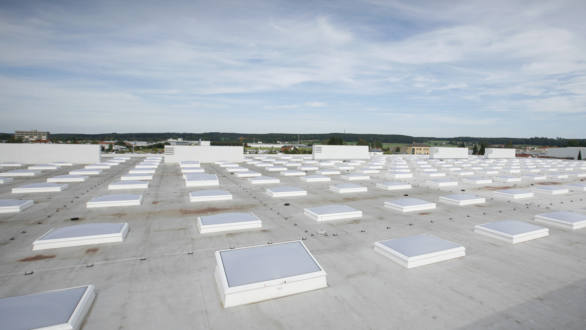 LAMILUX Rooflight Dome at the production hall in Mindelheim