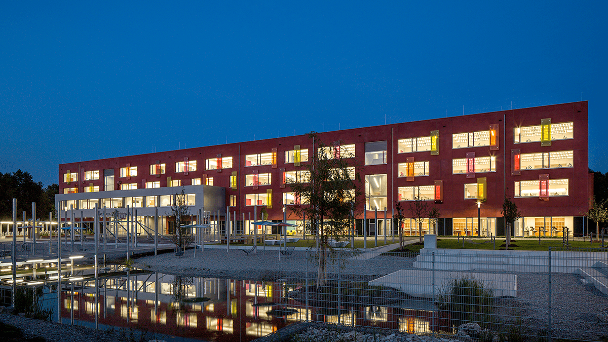 LAMILUX Passivhaus Solutions at the Willibald-Gluck Secondary School in Neumarkt i.d. Opf. (Bavaria, Germany)