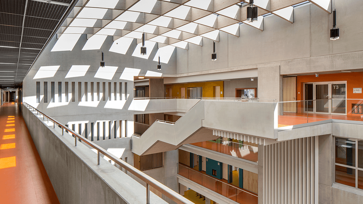 LAMILUX Passivhaus Solutions at the Willibald-Gluck Secondary School in Neumarkt i.d. Opf. (Bavaria, Germany)