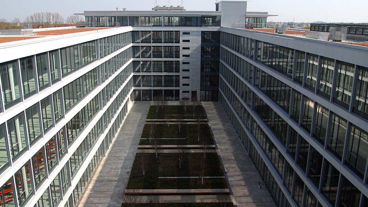 LAMILUX Solutions For Smoke And Heat Exhaust Ventilation at the Multi-storey car park in Schwabing (Germany)