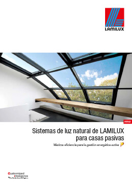 Sistemas de luz natural de LAMILUX para casas pasivas